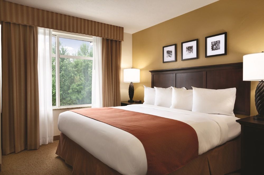 Country Inn & Suites By Radisson, Kansas City At Village West, Ks Bonner Springs Eksteriør bilde