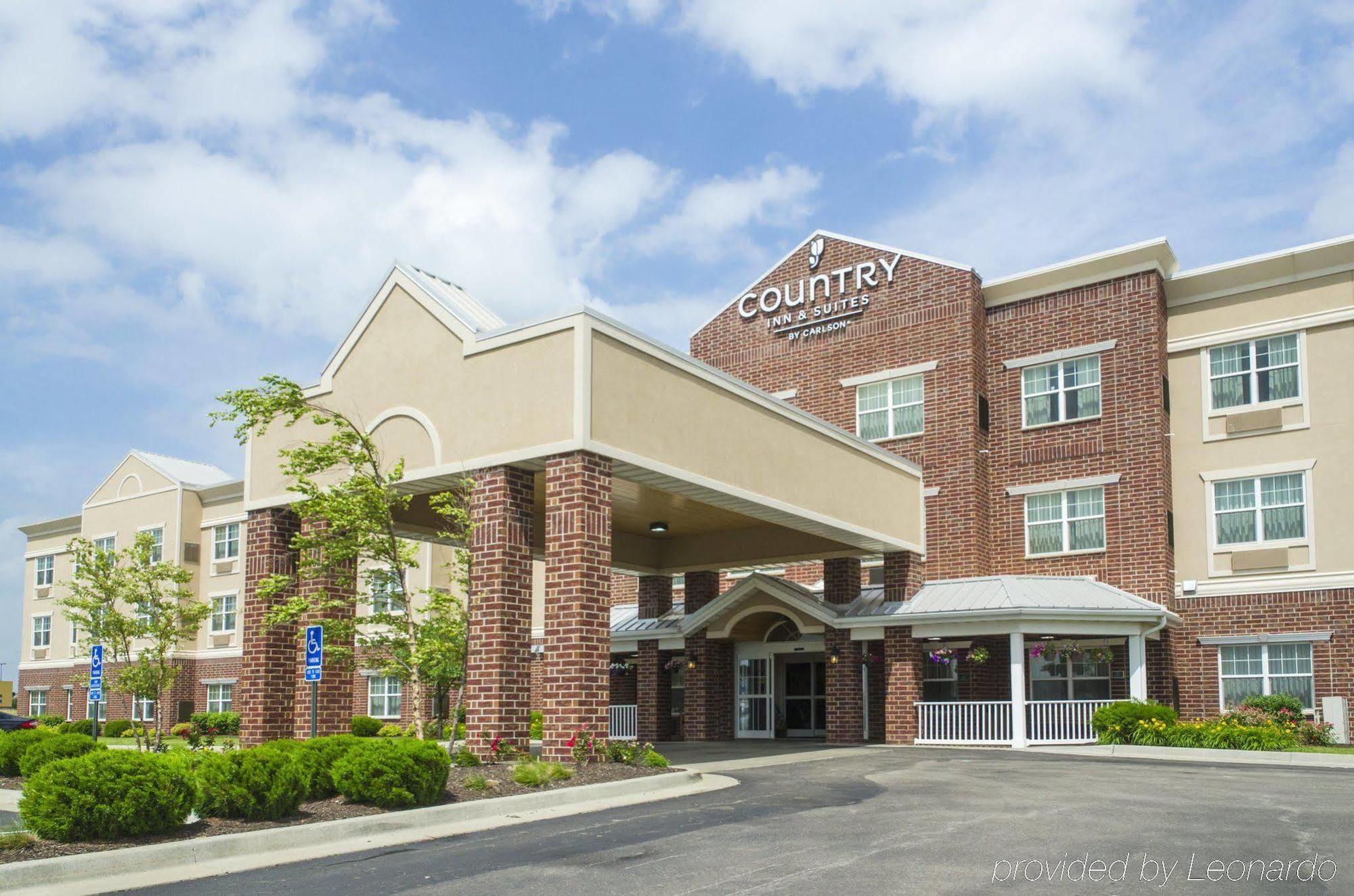 Country Inn & Suites By Radisson, Kansas City At Village West, Ks Bonner Springs Eksteriør bilde